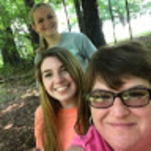 Meet your Posher, Mia